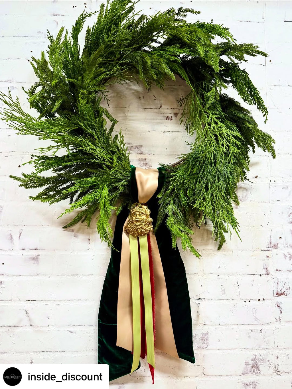Wreath Ornament - Santa