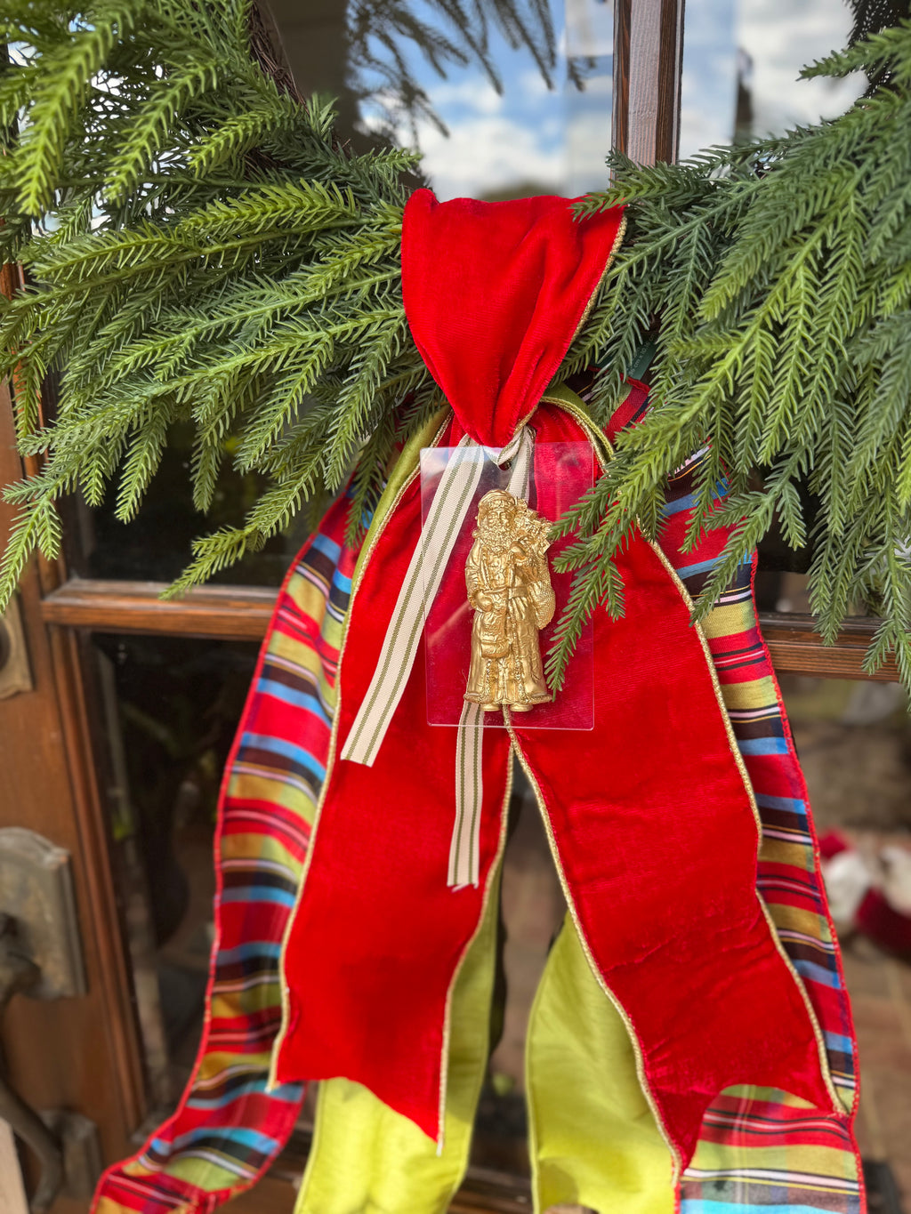 gold and acrylic santa christmas wreath ornament