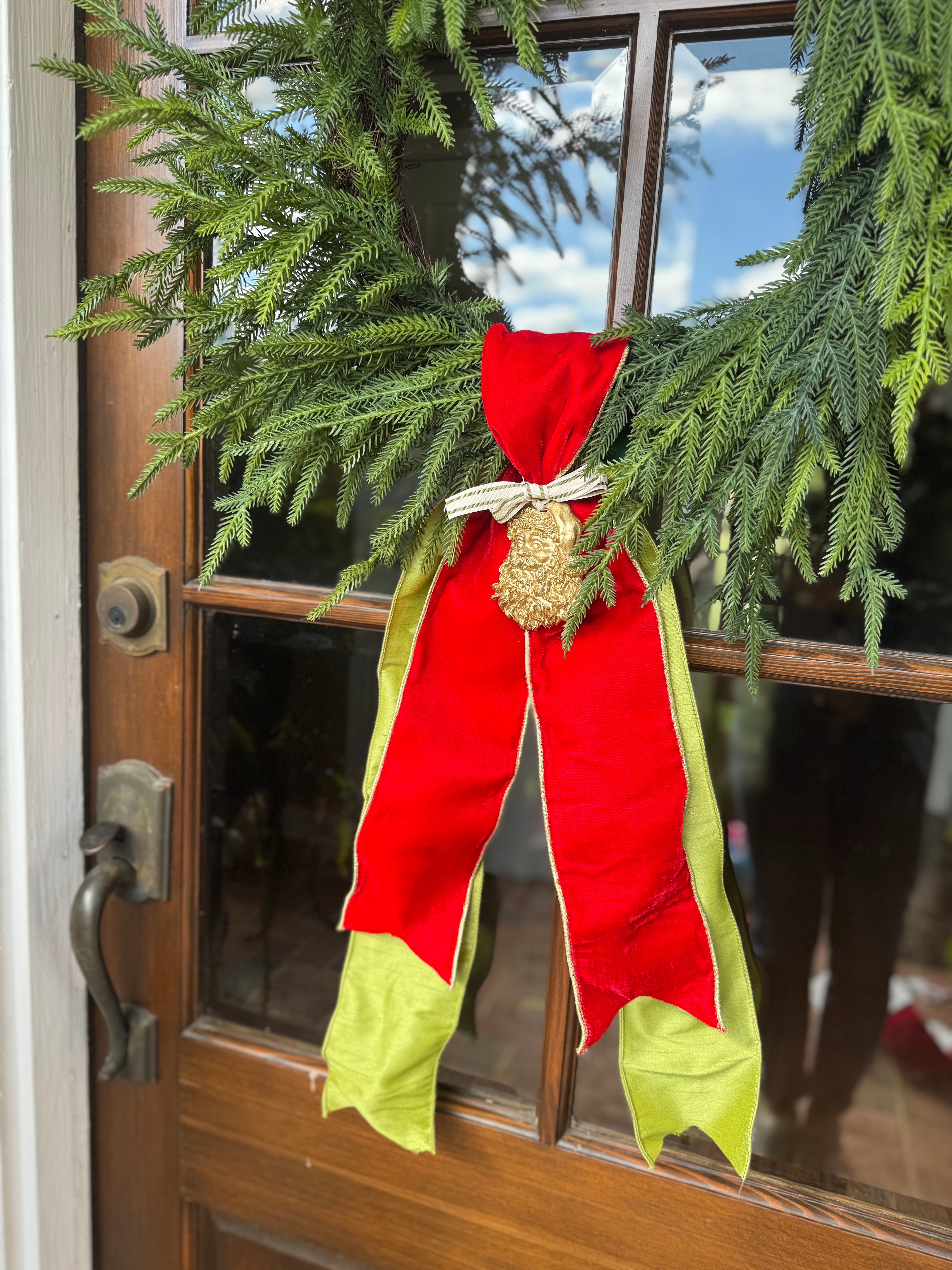 santa christmas wreath ornament