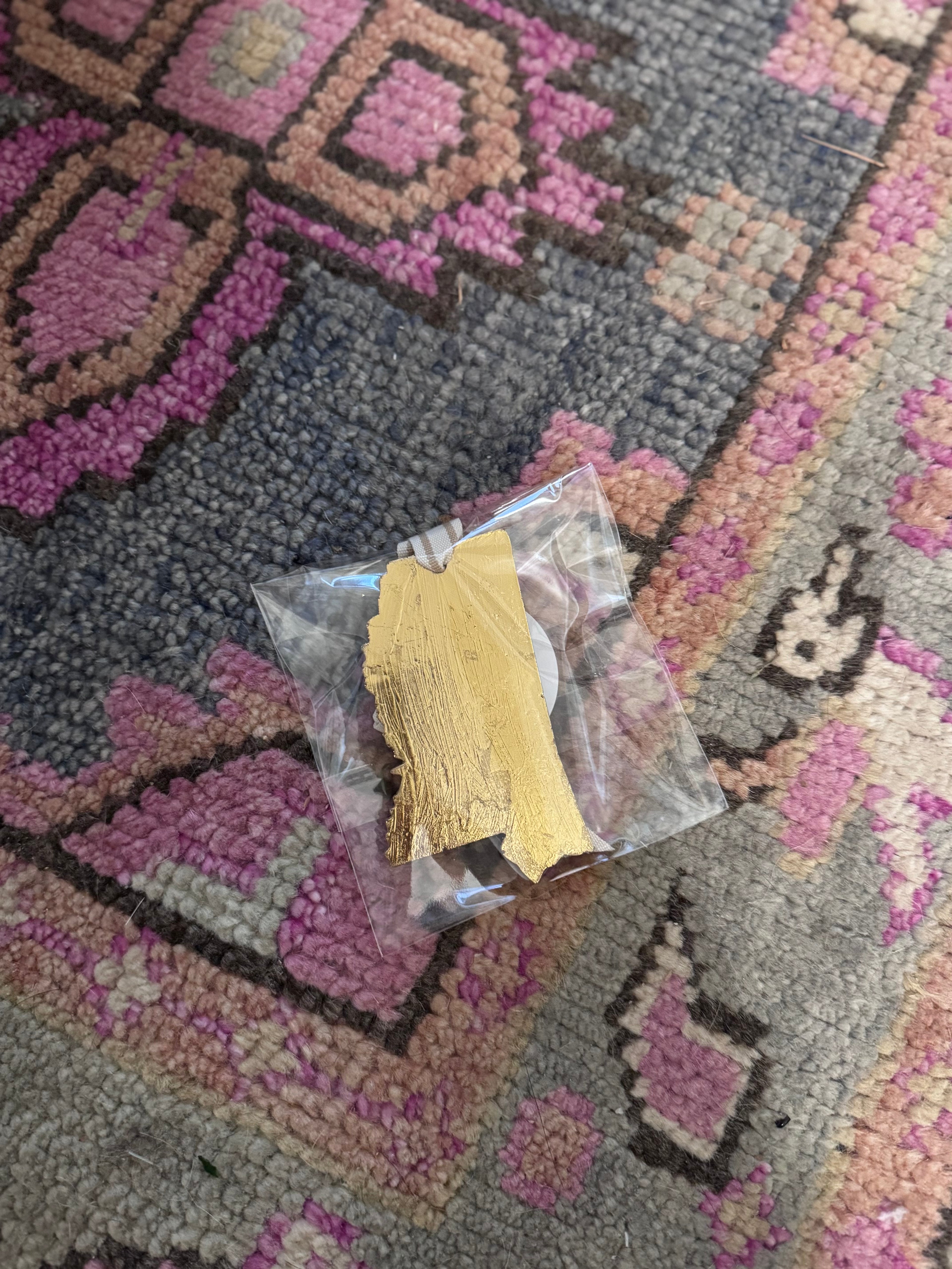 Wreath Ornament - Mississippi