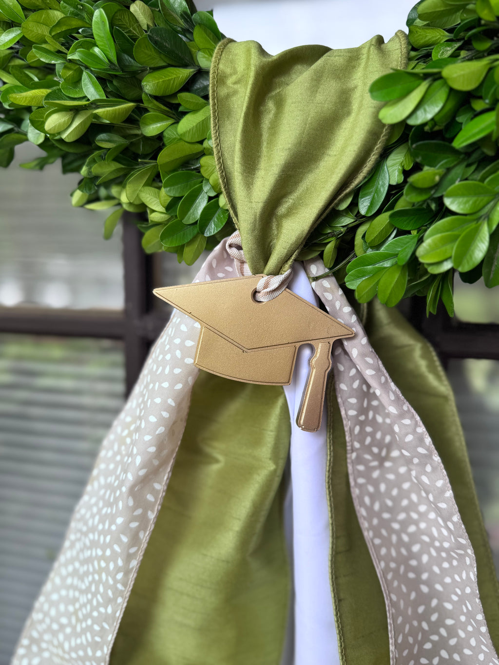 Wreath Ornament - Graduation Cap