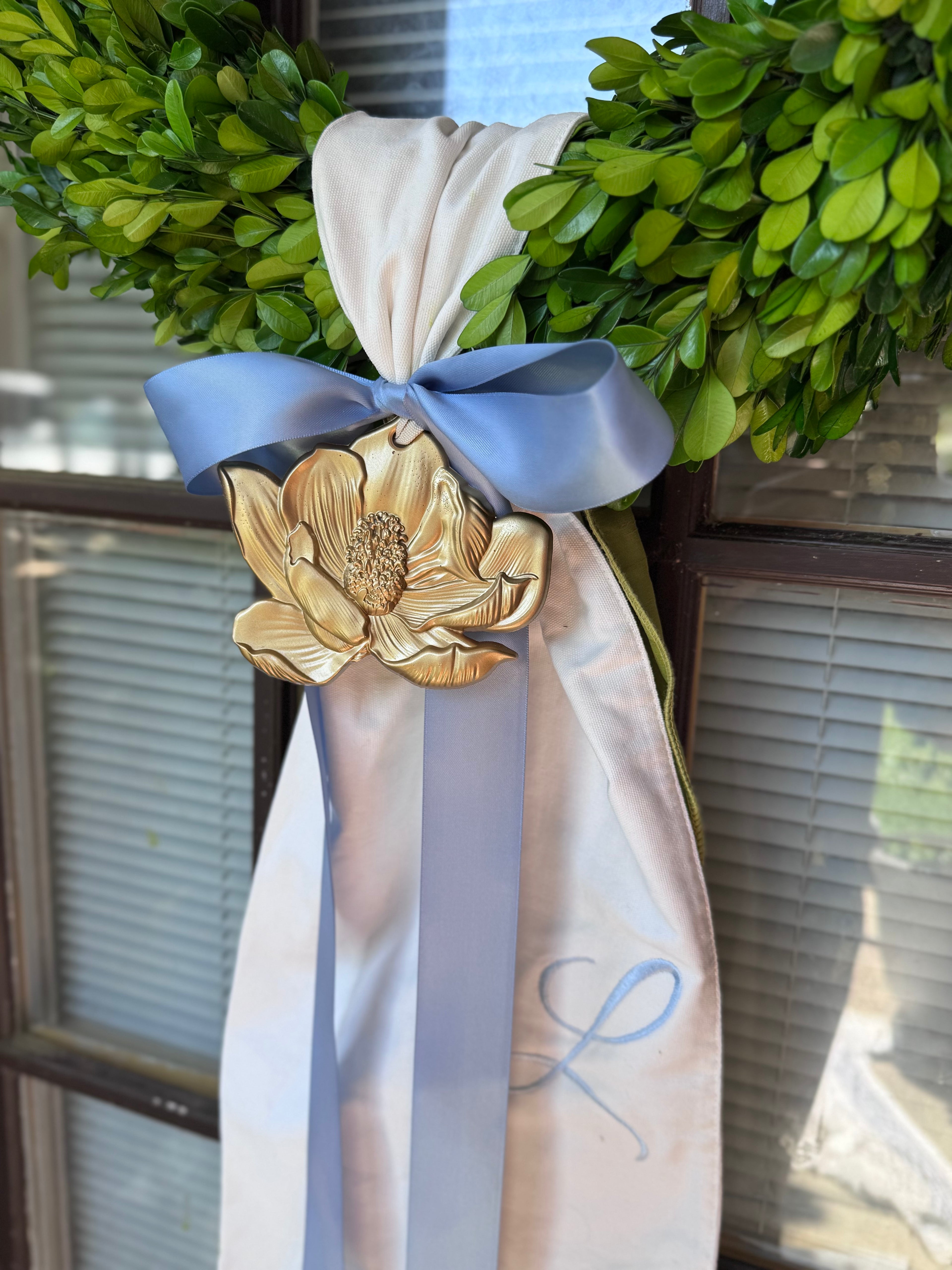 Wreath Ornament - Magnolia