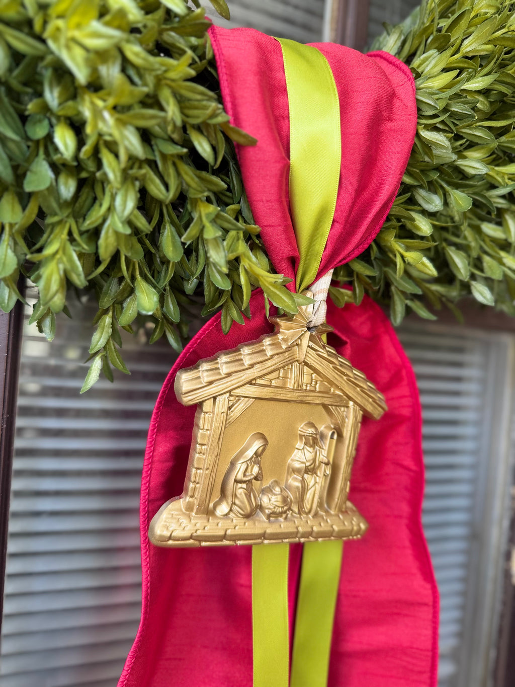 Wreath Ornament - Nativity